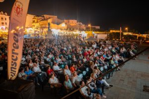 Read more about the article Peste 16.000 de constănțeni și turiști, spectatori la a doua ediție Sunscreen Film & Arts Festival